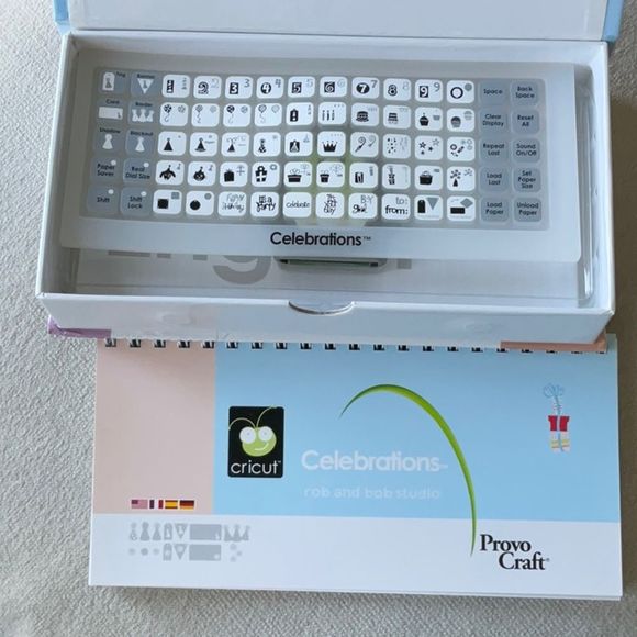 Cricut Cartridge CELEBRATION - Picture 3 of 5